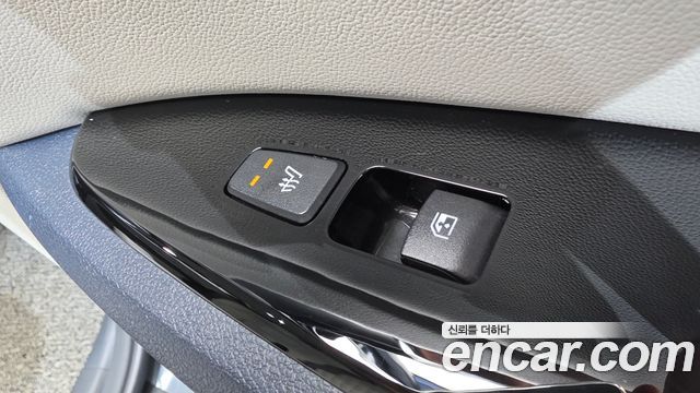 Kia Sportage 2023 — photo 16