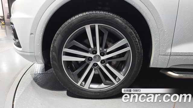 Audi Q5 2020 — photo 5