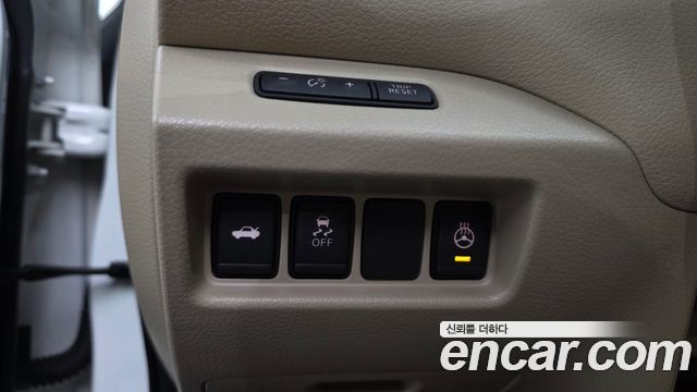 Nissan Altima 2018 — photo 18