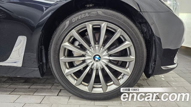 BMW 7-Series 2016 — photo 5