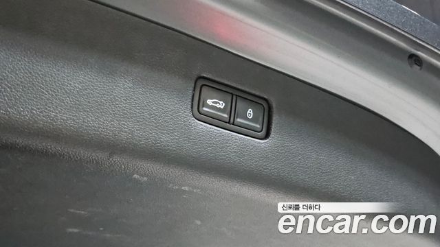 Genesis GV80 2022 — photo 24