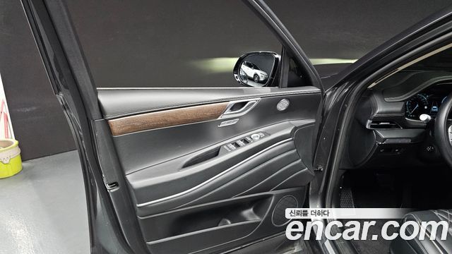 Genesis GV80 2022 — photo 14