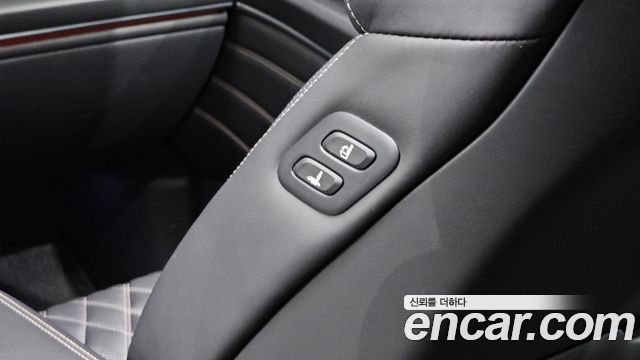 Genesis GV80 2022 — photo 30