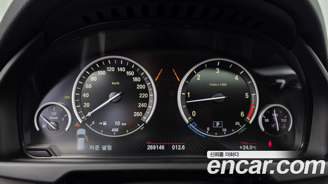 BMW X5 2014 — photo 8