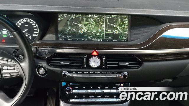 Genesis EQ900 2016 — photo 14