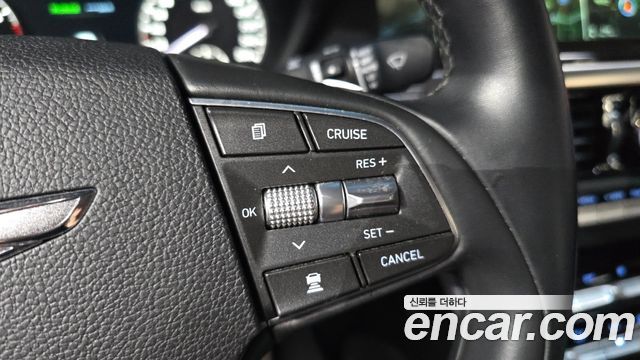 Genesis EQ900 2016 — photo 17