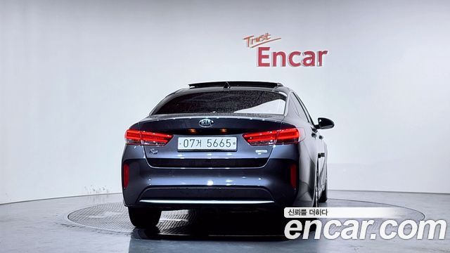 Kia K5 2018 — photo 4
