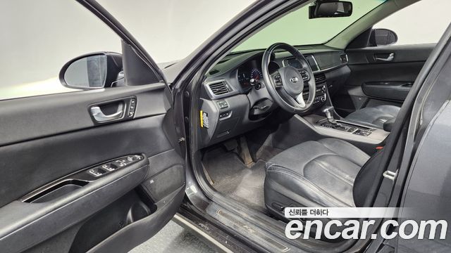 Kia K5 2018 — photo 13