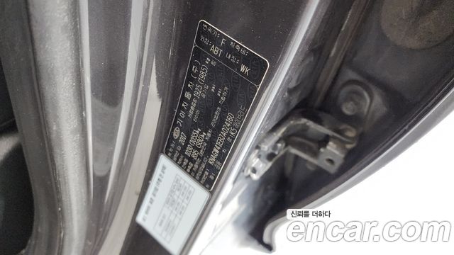 Kia K5 2018 — photo 30