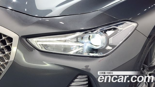 Genesis G70 2018 — photo 8
