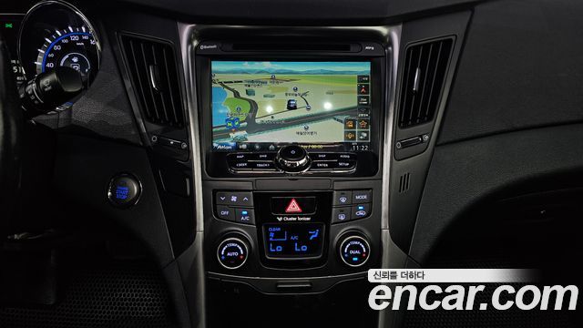 Hyundai Sonata 2013 — photo 19