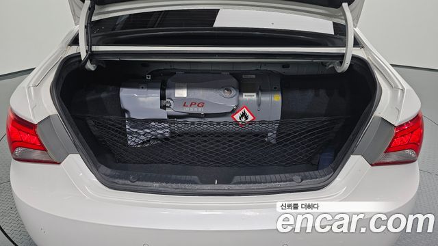 Hyundai Sonata 2013 — photo 26