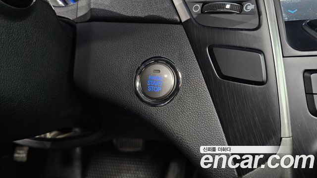Hyundai Sonata 2013 — photo 31