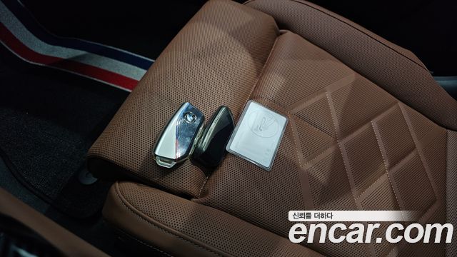 BMW 5-Series 2024 — photo 33