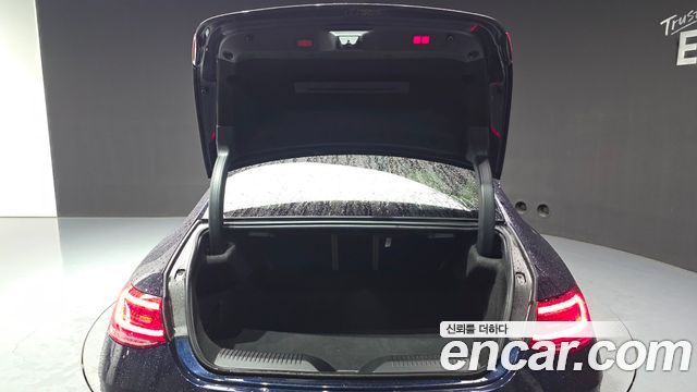 Mercedes-Benz CLS-Class 2020 — photo 20