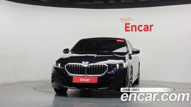 BMW 5-Series 2024 — photo 3