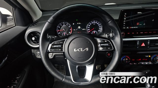 Kia K3 2024 — photo 20