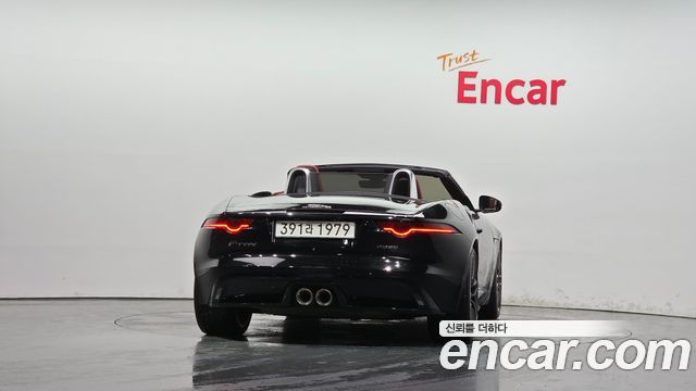 Jaguar F-TYPE 2019 — photo 4