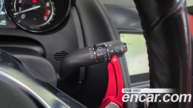 Jaguar F-TYPE 2019 — photo 20