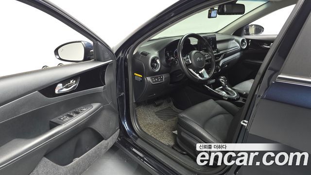 Kia K3 2019 — photo 13
