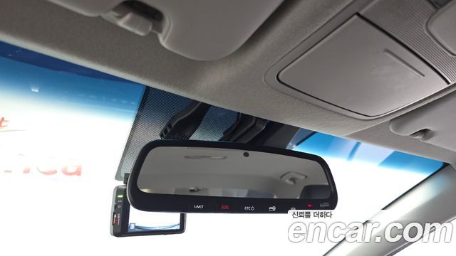 Kia K3 2019 — photo 29