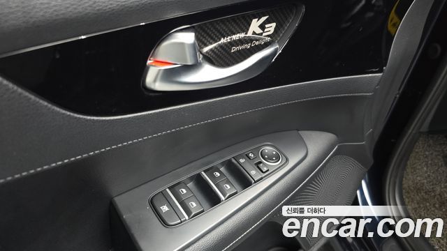 Kia K3 2019 — photo 30