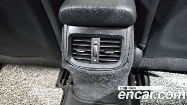Kia K3 2019 — photo 31