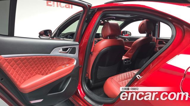 Genesis G70 2021 — photo 16