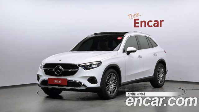 Mercedes-Benz GLC-Class 2026 — photo 1