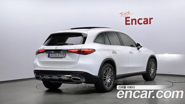 Mercedes-Benz GLC-Class 2026 — photo 2