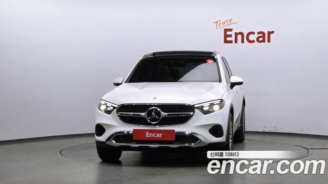 Mercedes-Benz GLC-Class 2026 — photo 3