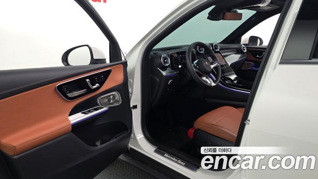 Mercedes-Benz GLC-Class 2026 — photo 10