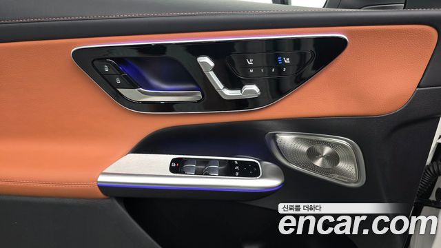 Mercedes-Benz GLC-Class 2026 — photo 19