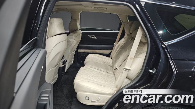 Genesis GV80 2023 — photo 11