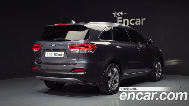 Kia Sorento 2016 — photo 2