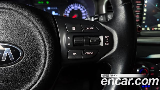 Kia Sorento 2016 — photo 16