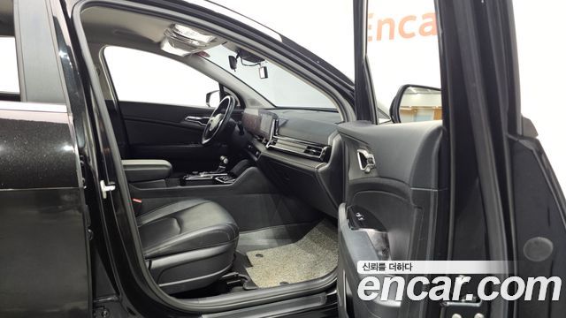 Kia Sportage 2022 — photo 18