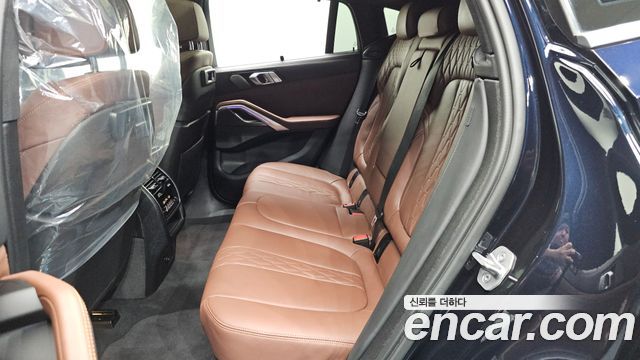 BMW X6 2023 — photo 16