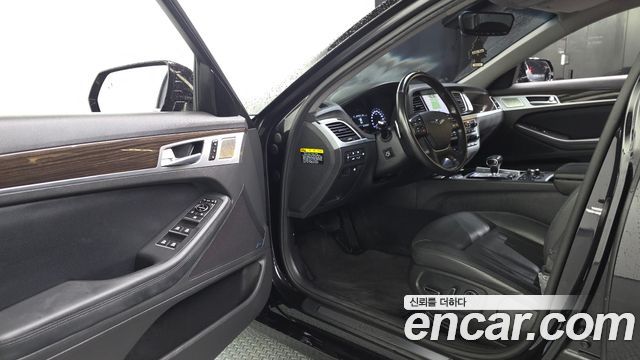 Genesis G80 2019 — photo 9