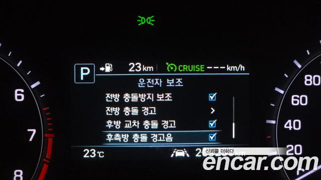 Genesis G80 2019 — photo 15