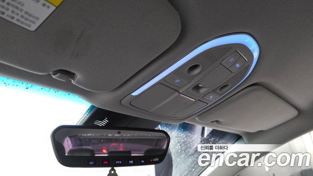 Genesis G80 2019 — photo 17