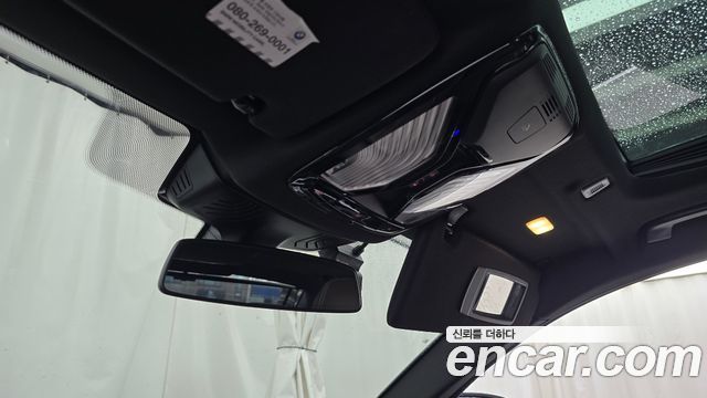 BMW 5-Series 2020 — photo 25