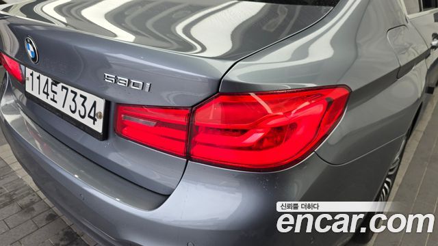 BMW 5-Series 2020 — photo 9