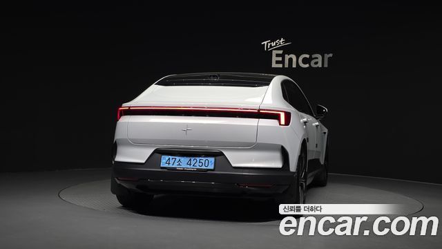Polestar Polestar 4 2025 — photo 4