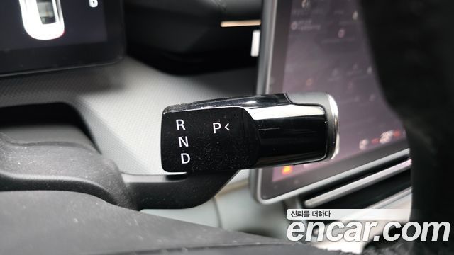 Polestar Polestar 4 2025 — photo 12