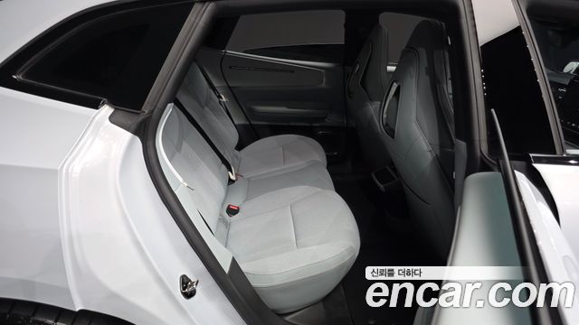Polestar Polestar 4 2025 — photo 18