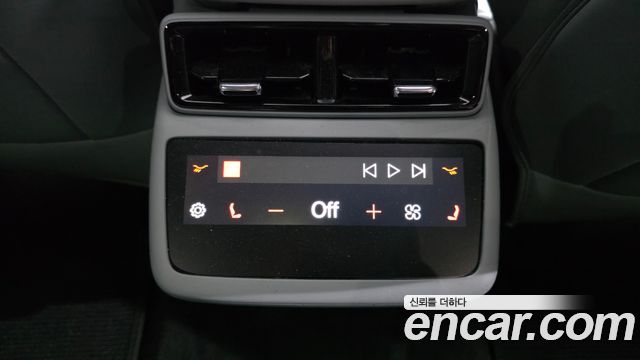 Polestar Polestar 4 2025 — photo 25