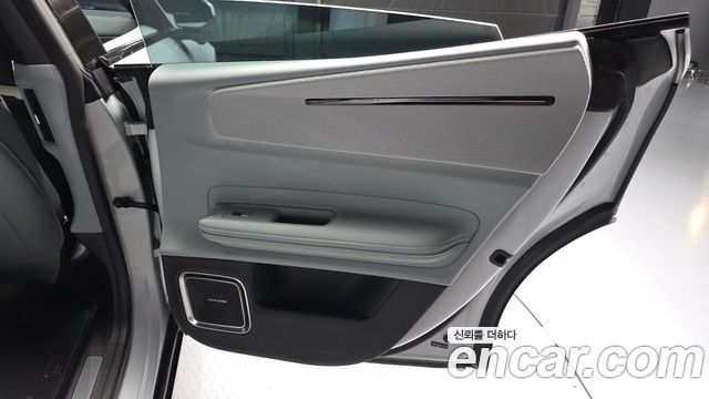 Polestar Polestar 4 2025 — photo 15