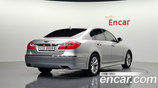 Hyundai Genesis 2012 — photo 2