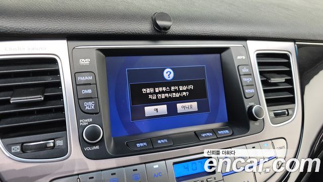 Hyundai Genesis 2012 — photo 21